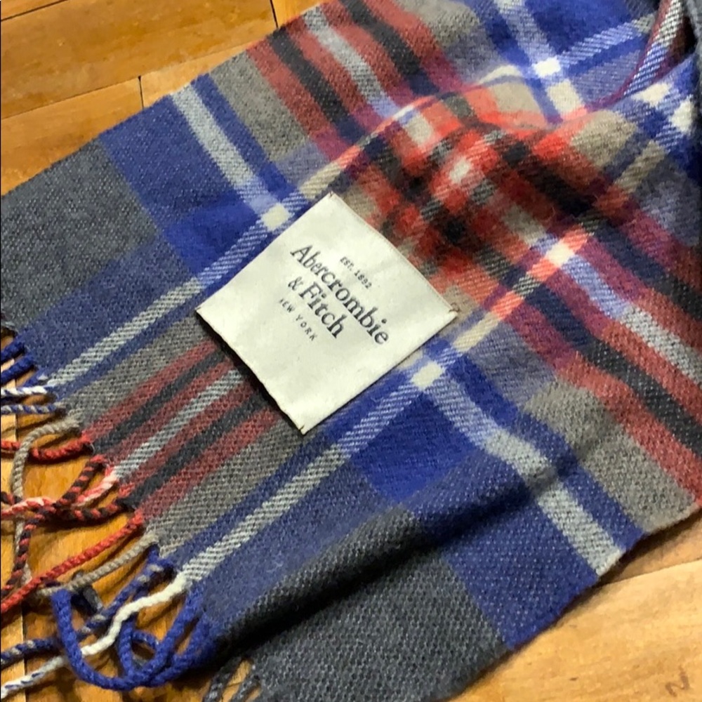 Men’s A&F plaid Scarf